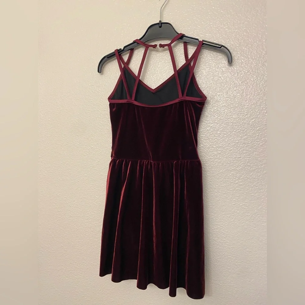 Weissman dance costume red